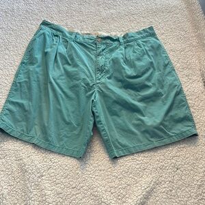 Palm Beach Boutique Green Flat Front Shorts for Casual Comfort